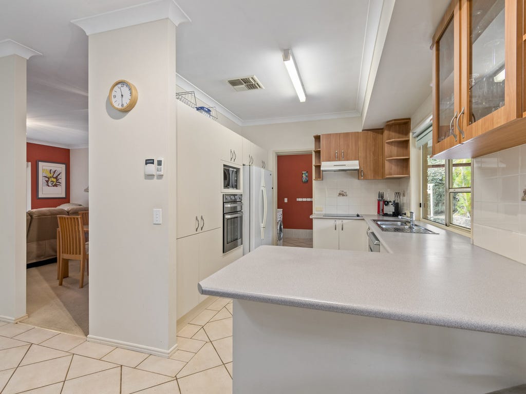 1 Mellor Place, BRASSALL, QLD, 4305, Brassall - Thumbnail 3