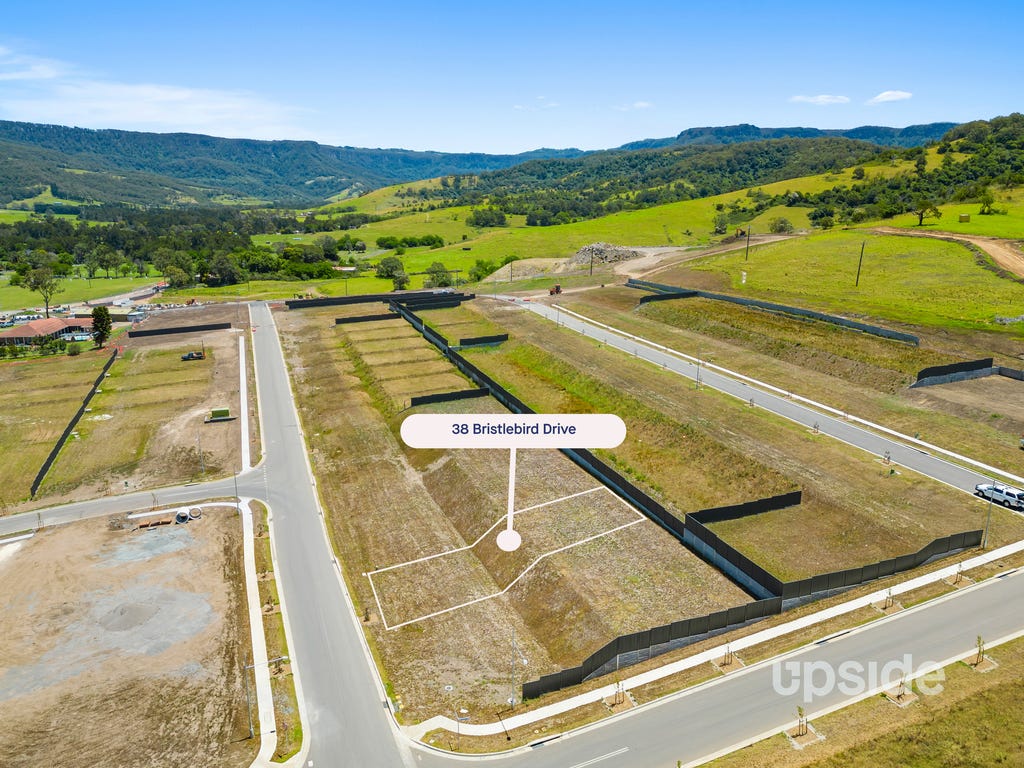 38 Bristlebird Drive, CALDERWOOD, NSW, 2527 realty