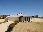 68 Phipps Drive, Meringandan West, Qld 4352