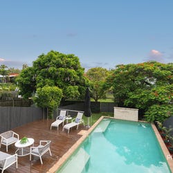 16 Donald Street Camp Hill QLD 4152 Realestate Au