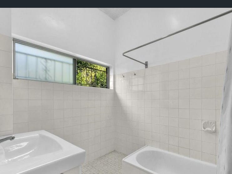 2 / 77 Cole St ALDERLEY QLD 4051 Image 6