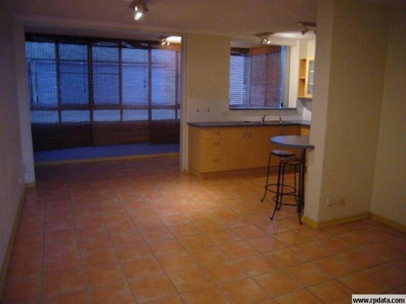 $2,147,483,647 (sold on 22-Jul-2014) Unit 2 beds | 1 bath | 1 car 122 Beck St PADDINGTON QLD 4064, 647 (Sold On 22-Jul-2014) Unit 2 Beds | 1 Bath | 1 Car 122 Beck St Paddington - Thumbnail 2