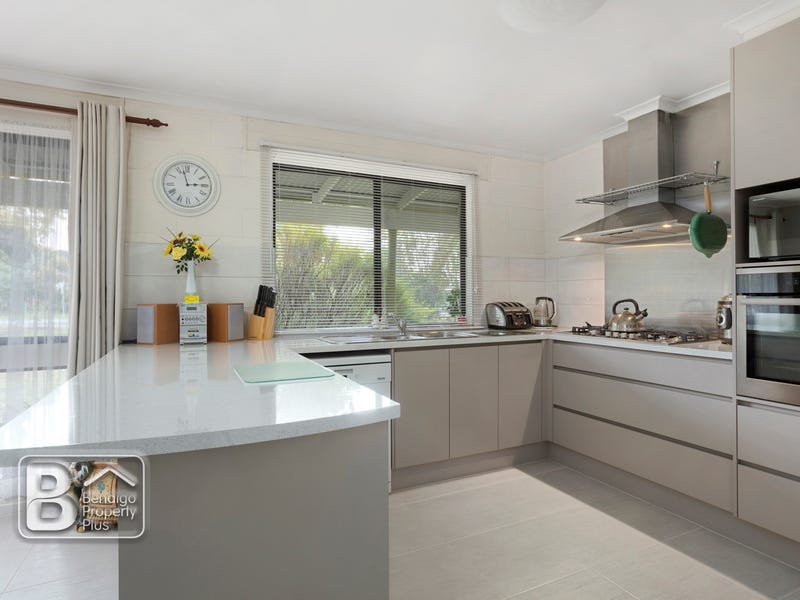 111 113 Crusoe Road Kangaroo Flat VIC 3555 Realestate Au