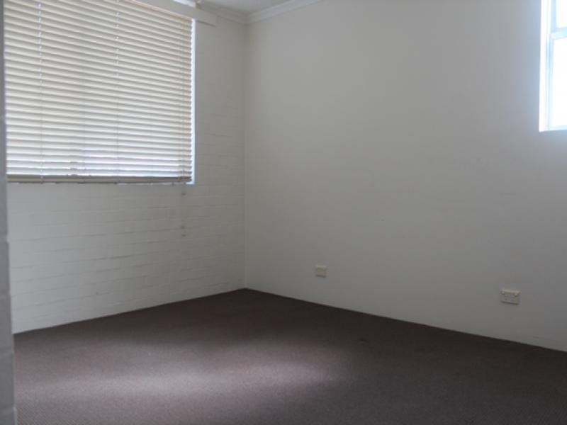 $2,147,483,647 (sold on 22-Jul-2014) Unit 2 beds | 1 bath | 1 car 122 Beck St PADDINGTON QLD 4064, 647 (Sold On 22-Jul-2014) Unit 2 Beds | 1 Bath | 1 Car 122 Beck St Paddington - Thumbnail 6