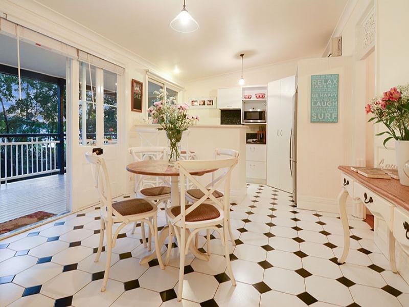 $2,147,483,647 (sold on 02-Apr-2016) House 2 beds | 1 bath | 2 car 8 Oxford Street PADDINGTON QLD 4064, 647 (Sold On 02-Apr-2016) House 2 Beds | 1 Bath | 2 Car 8 Oxford Street Paddington - Thumbnail 7