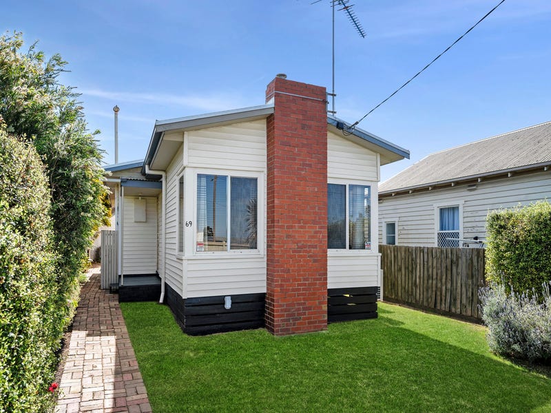 69 Carr Street Geelong VIC 3220 Realestate Au