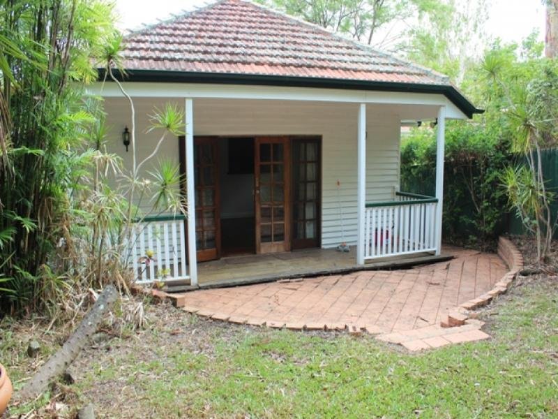 $2,147,483,647 (sold on 26-Mar-2013) House 3 beds | 1 bath | 2 car 28 Payne St AUCHENFLOWER QLD 4066, 647 (Sold On 26-Mar-2013) House 3 Beds | 1 Bath | 2 Car 28 Payne St Auchenflower - Thumbnail 4