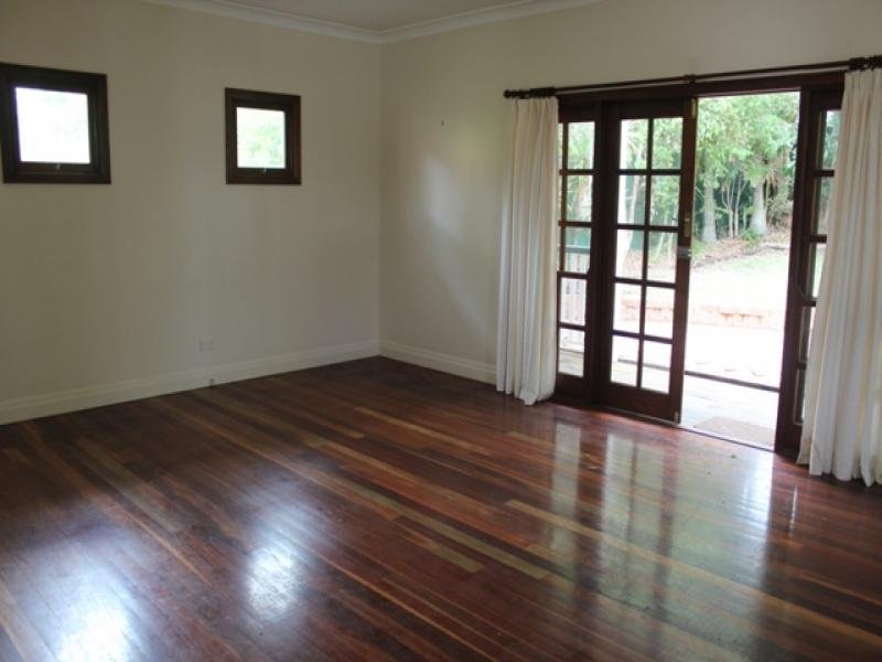 $2,147,483,647 (sold on 26-Mar-2013) House 3 beds | 1 bath | 2 car 28 Payne St AUCHENFLOWER QLD 4066, 647 (Sold On 26-Mar-2013) House 3 Beds | 1 Bath | 2 Car 28 Payne St Auchenflower - Thumbnail 5