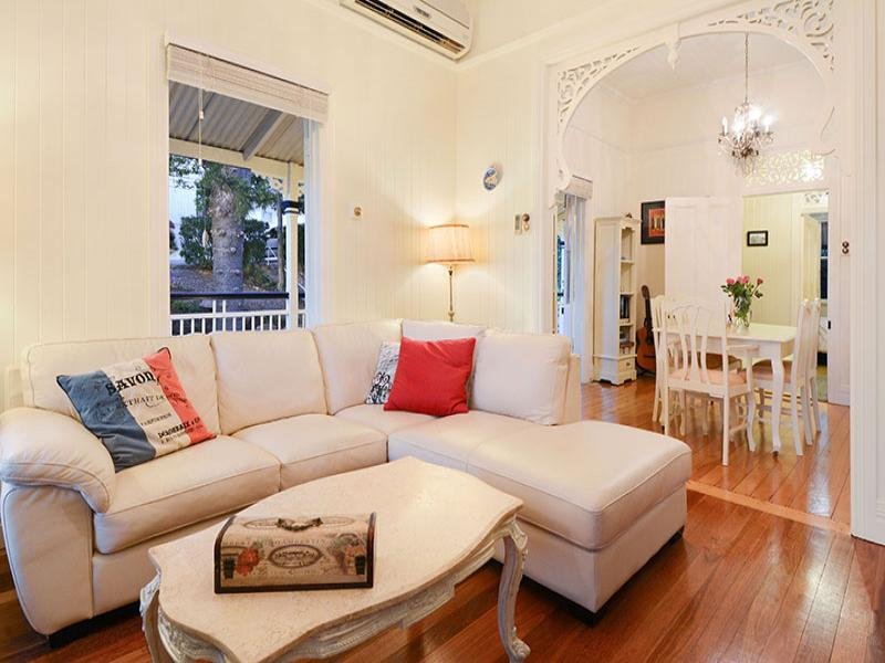 $2,147,483,647 (sold on 02-Apr-2016) House 2 beds | 1 bath | 2 car 8 Oxford Street PADDINGTON QLD 4064, 647 (Sold On 02-Apr-2016) House 2 Beds | 1 Bath | 2 Car 8 Oxford Street Paddington - Thumbnail 5