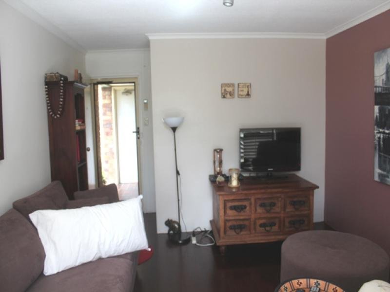 $2,147,483,647 (sold on 22-Jul-2014) Townhouse 2 beds | 2 bath | 1 car 11 Bowler St PADDINGTON QLD 4064, 647 (Sold On 22-Jul-2014) Townhouse 2 Beds | 2 Bath | 1 Car 11 Bowler St Paddington - Thumbnail 3