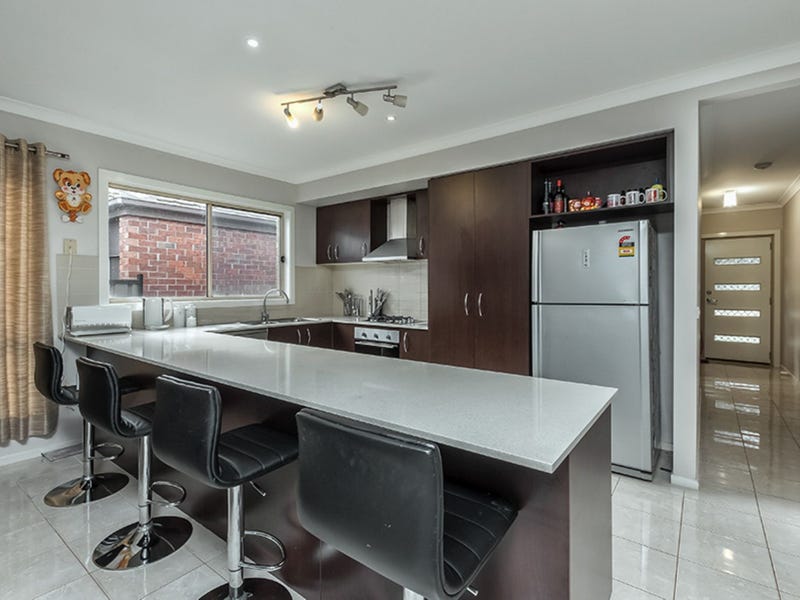 21 Solitaire Way, Tarneit, VIC, 3029, Tarneit - Thumbnail 2