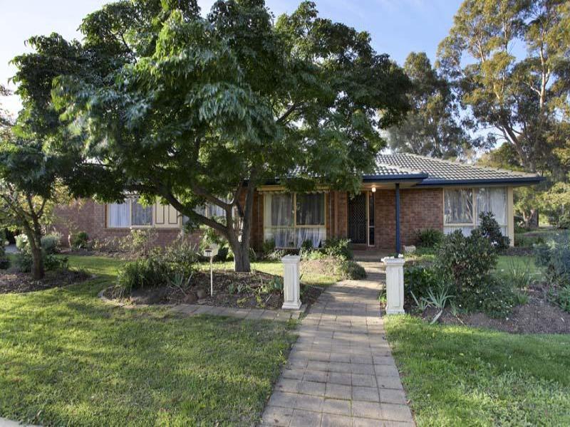 32 Crusoe Road Kangaroo Flat VIC 3555 Realestate Au