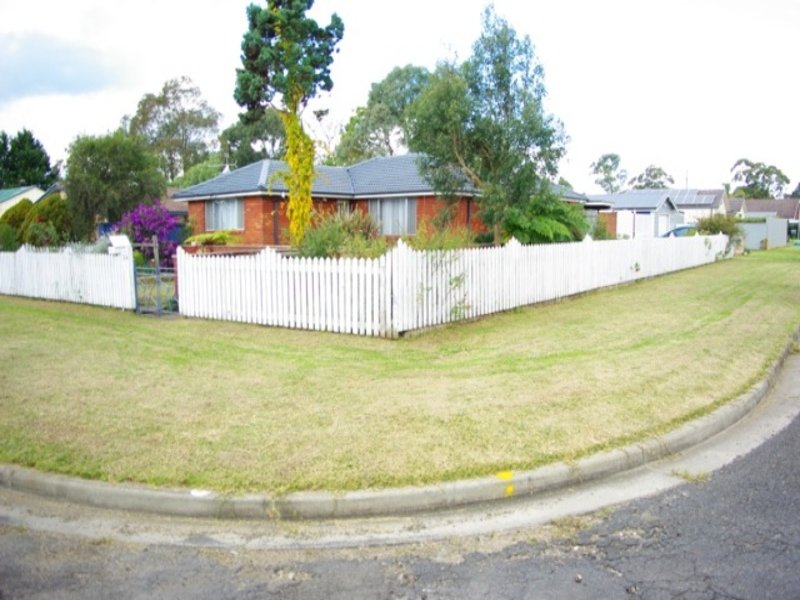 Chapman Street Tahmoor Nsw Property Details