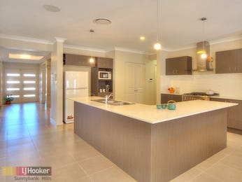 Shaped Kitchen Designs  Island on Shaped Kitchen Designs With Island Bench And Pendant Lighting
