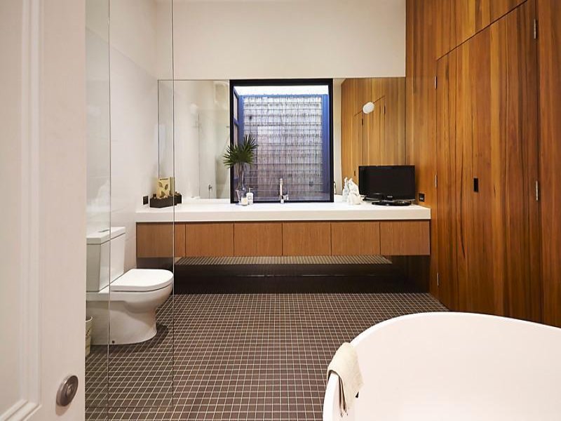 bathrooms image: wood panelling, freestanding bath - 7739353