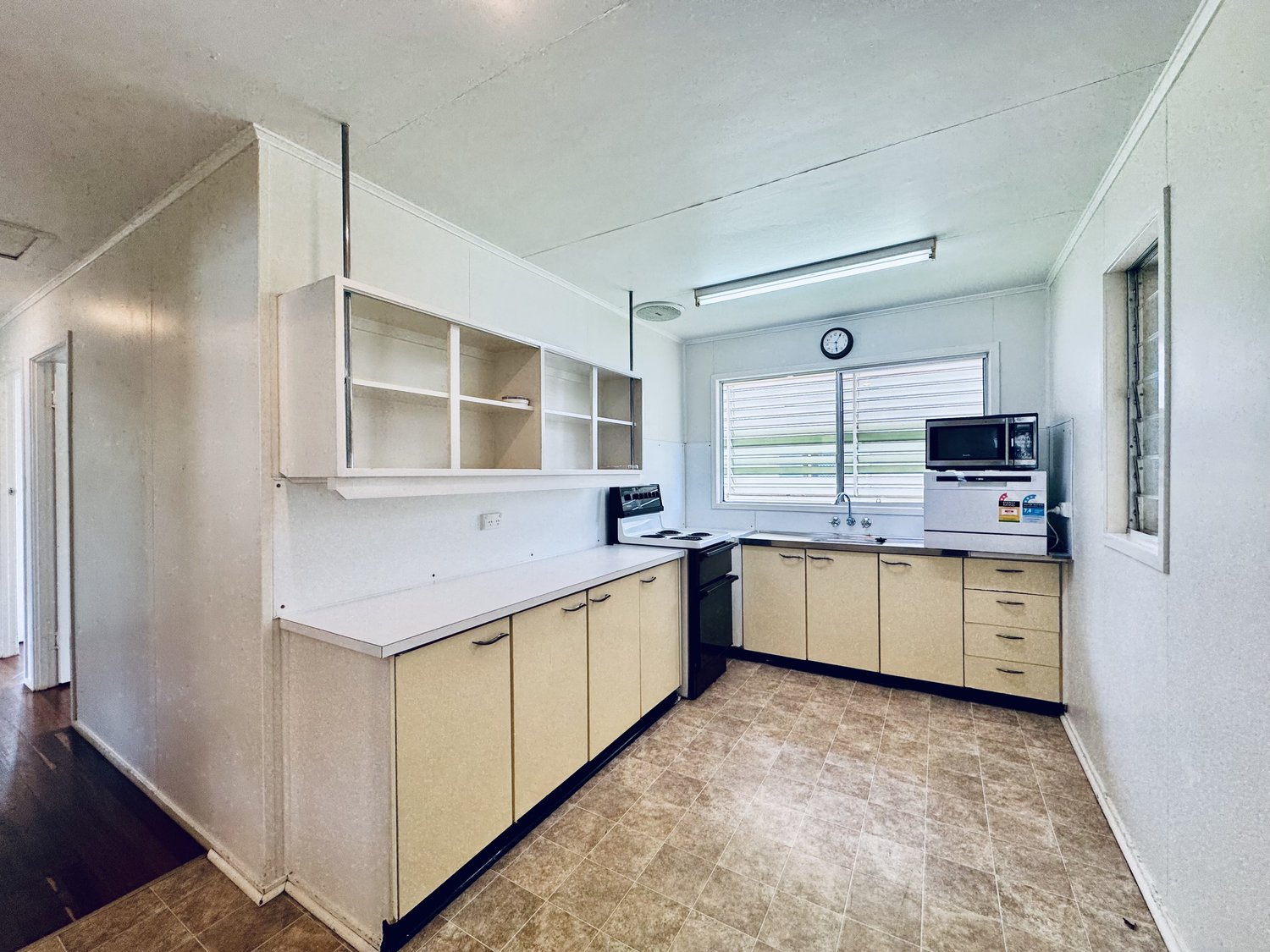 9 FORREST Drive, Moranbah For Lease by Infinity Property Specialists - image 2