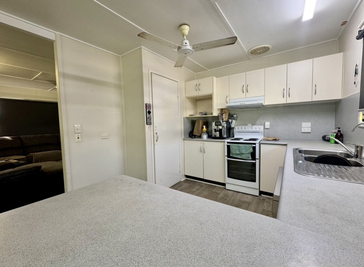 1  MILLER Court, Moranbah For Lease by Infinity Property Specialists - image 7