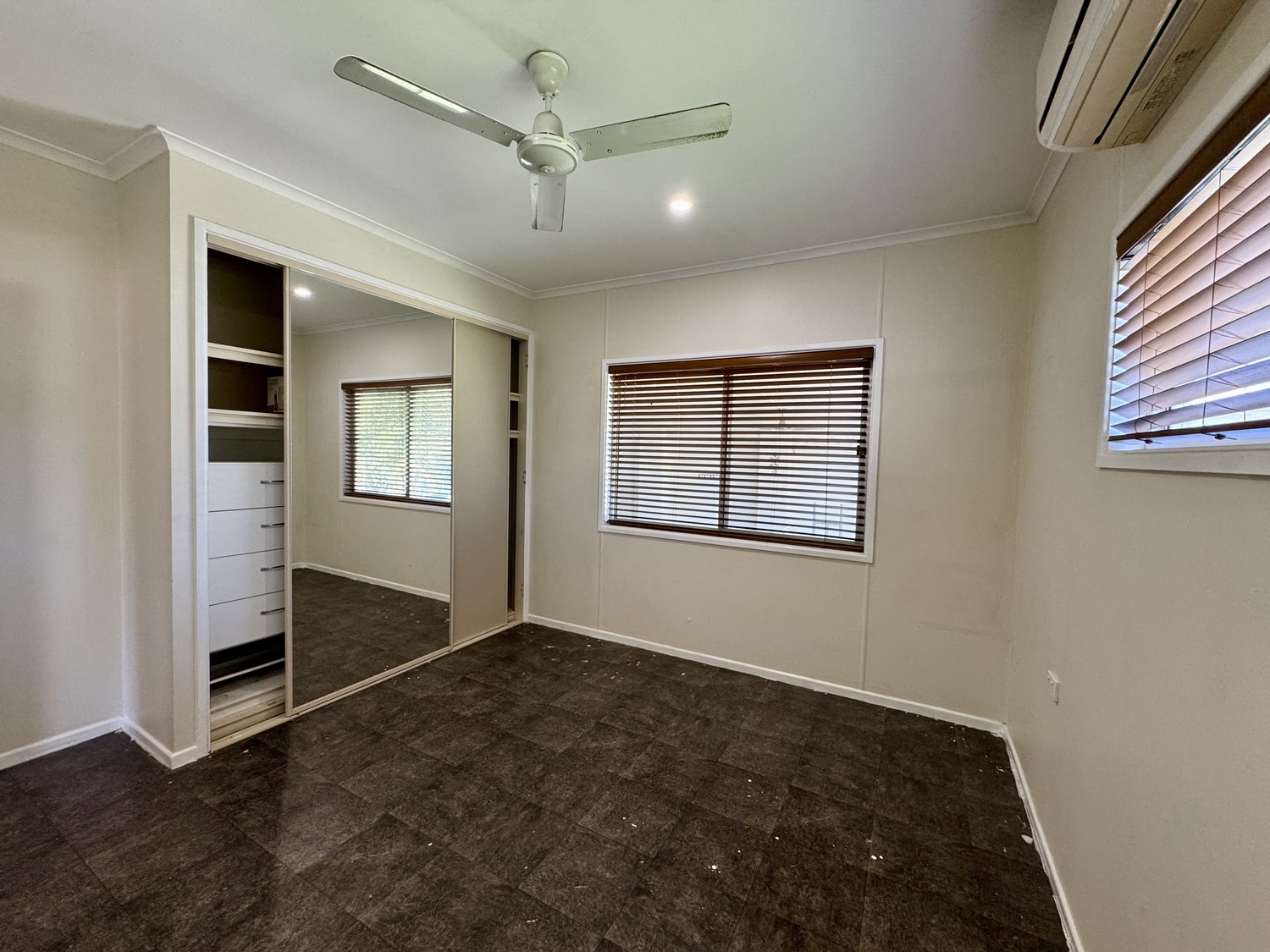 32 GOOLAGONG Crescent, Moranbah Sold by Infinity Property Specialists - image 12
