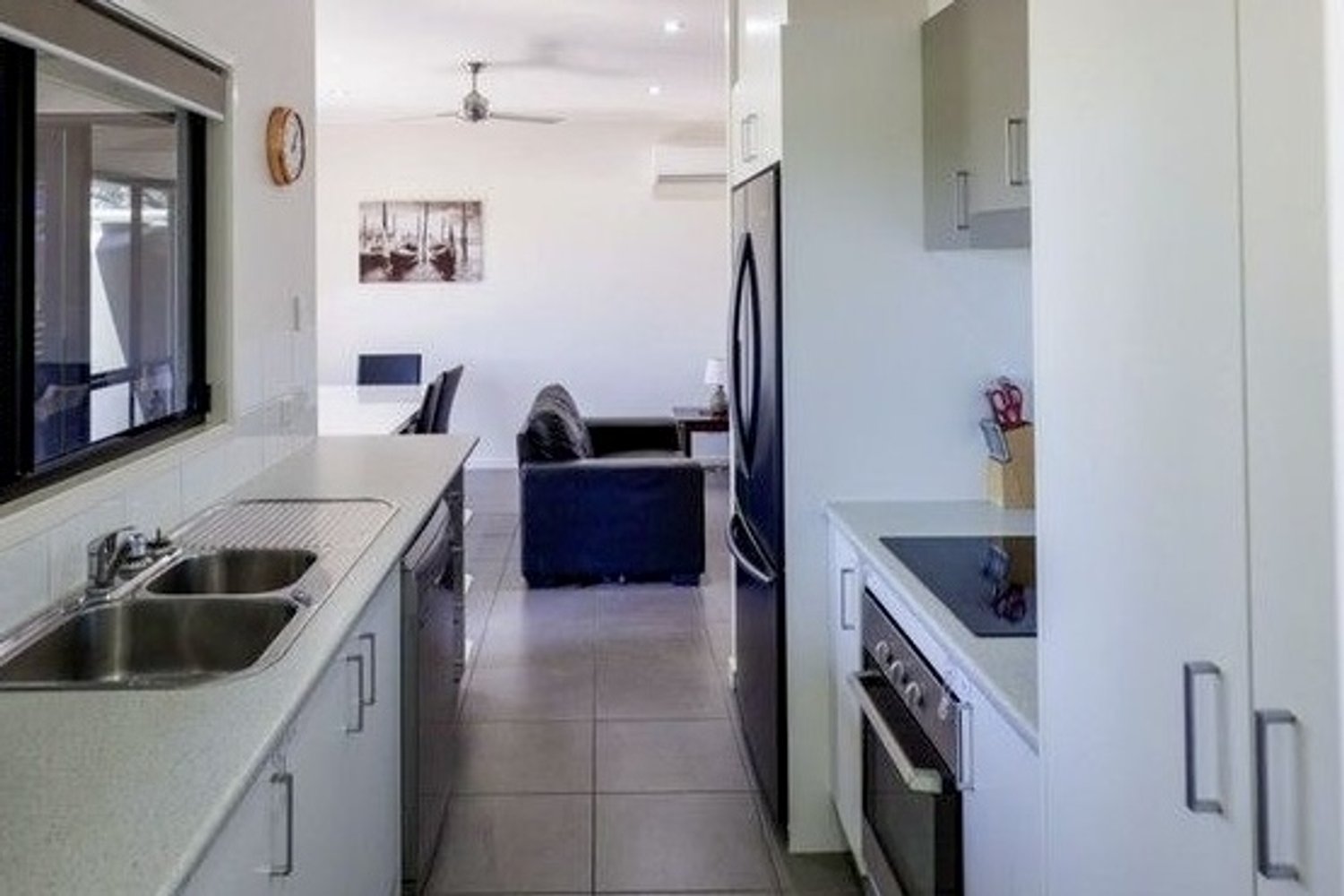 1, 2 And 3/44  KENNEDY Drive, Moranbah For Sale by Infinity Property Specialists - image 12