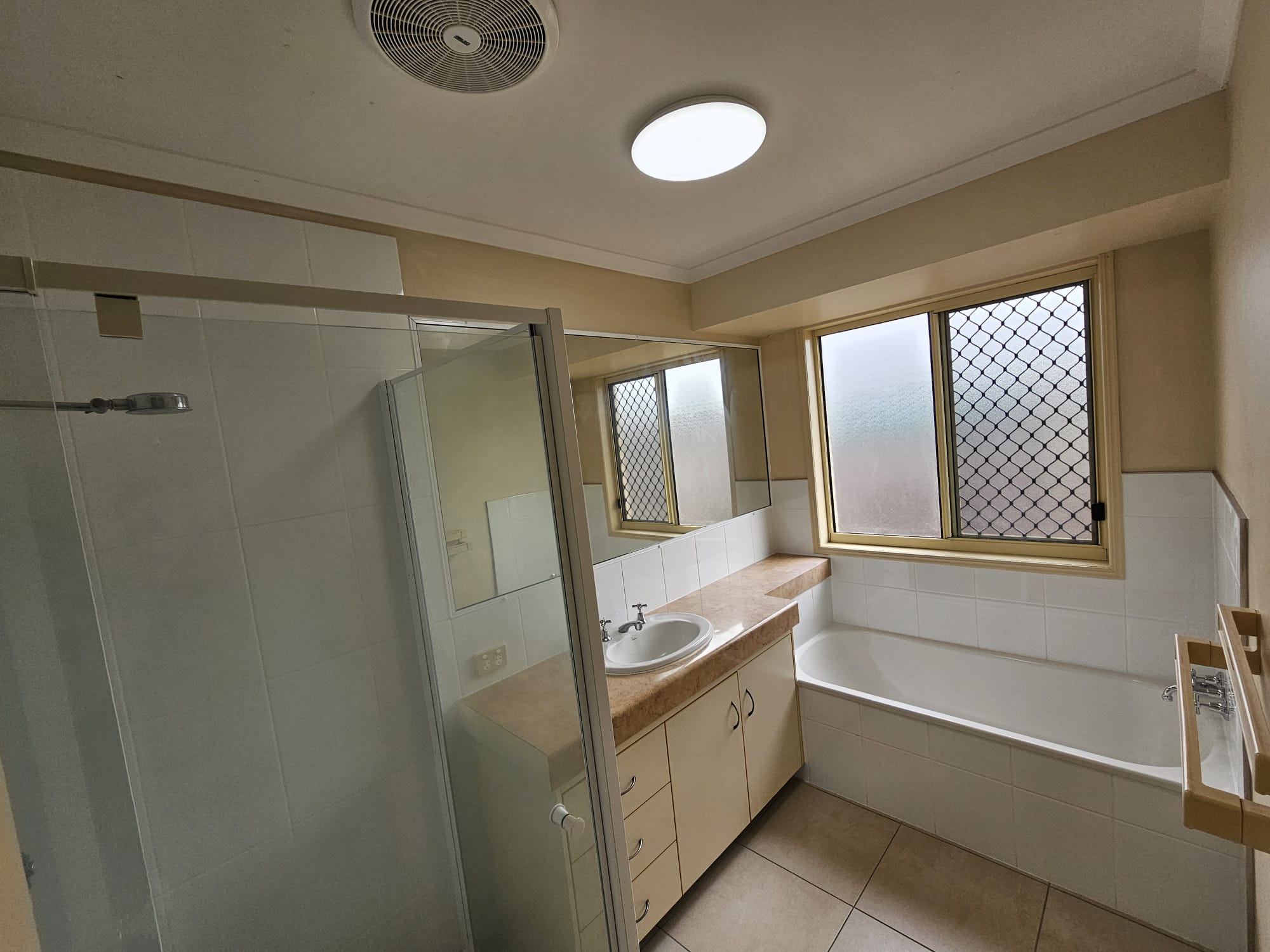 Beautiful Family Home in Marian  Spacious & MoveIn Ready