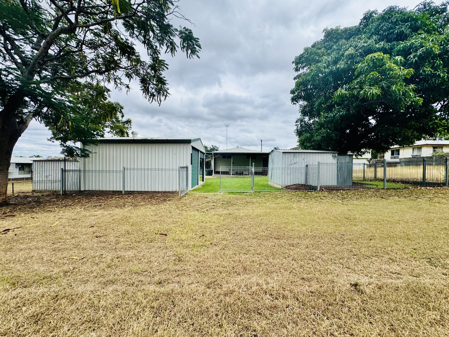 16 LAWRENCE Street, Moranbah Sold by Infinity Property Specialists - image 19