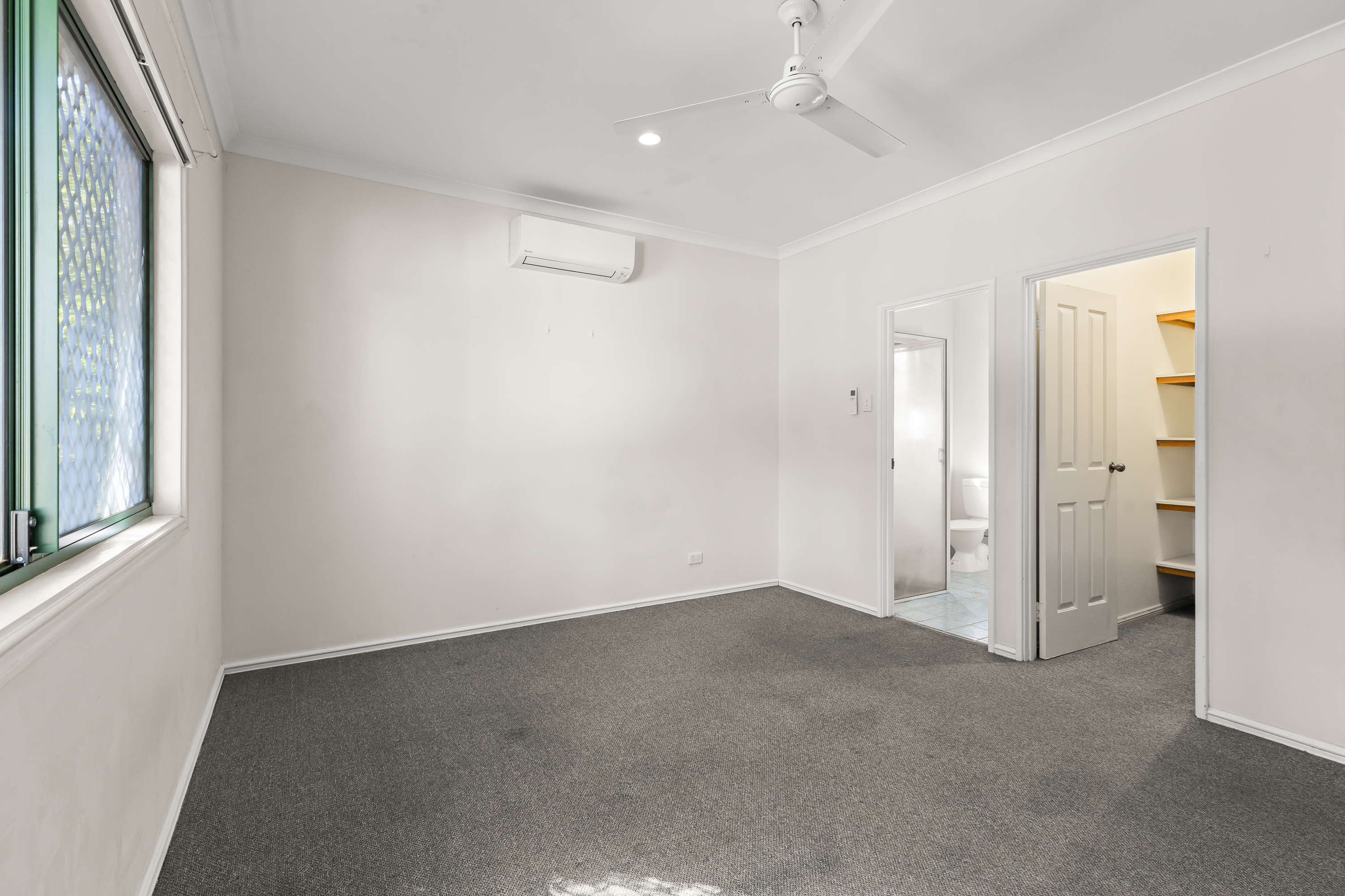 Family Living in a Convenient Roebuck Location