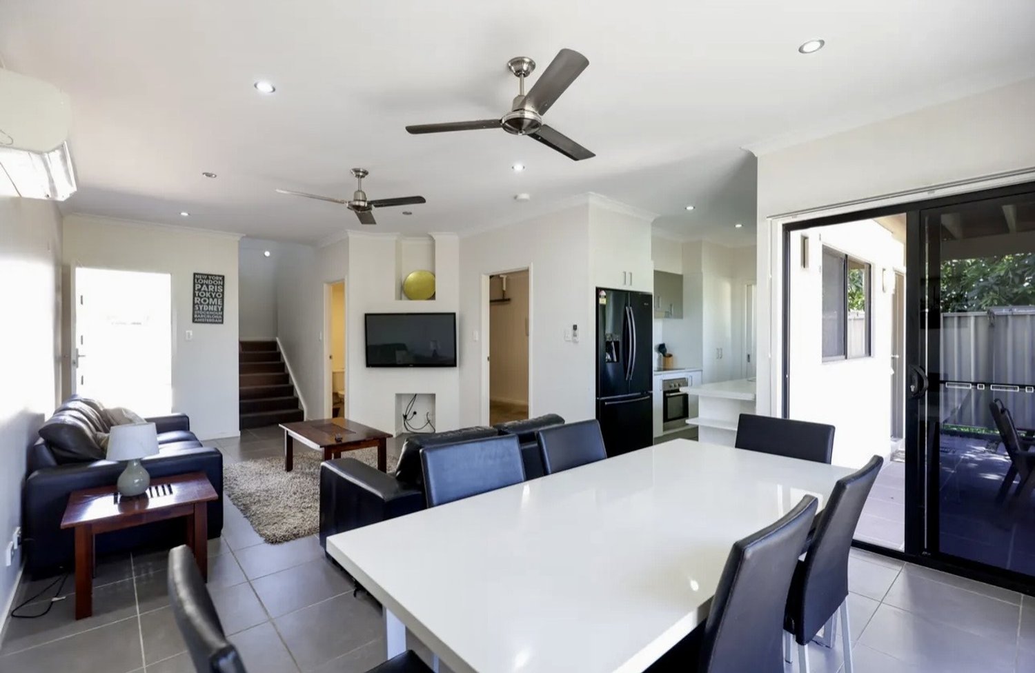 1, 2 And 3/44  KENNEDY Drive, Moranbah For Sale by Infinity Property Specialists - image 9