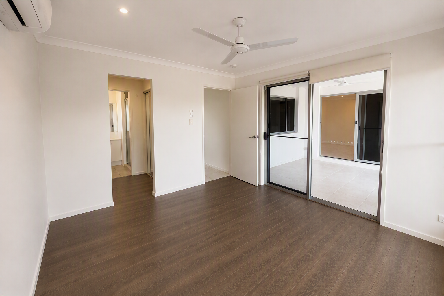 Executive Rental  3 Phoenix Crescent, Rural View QLD 4740