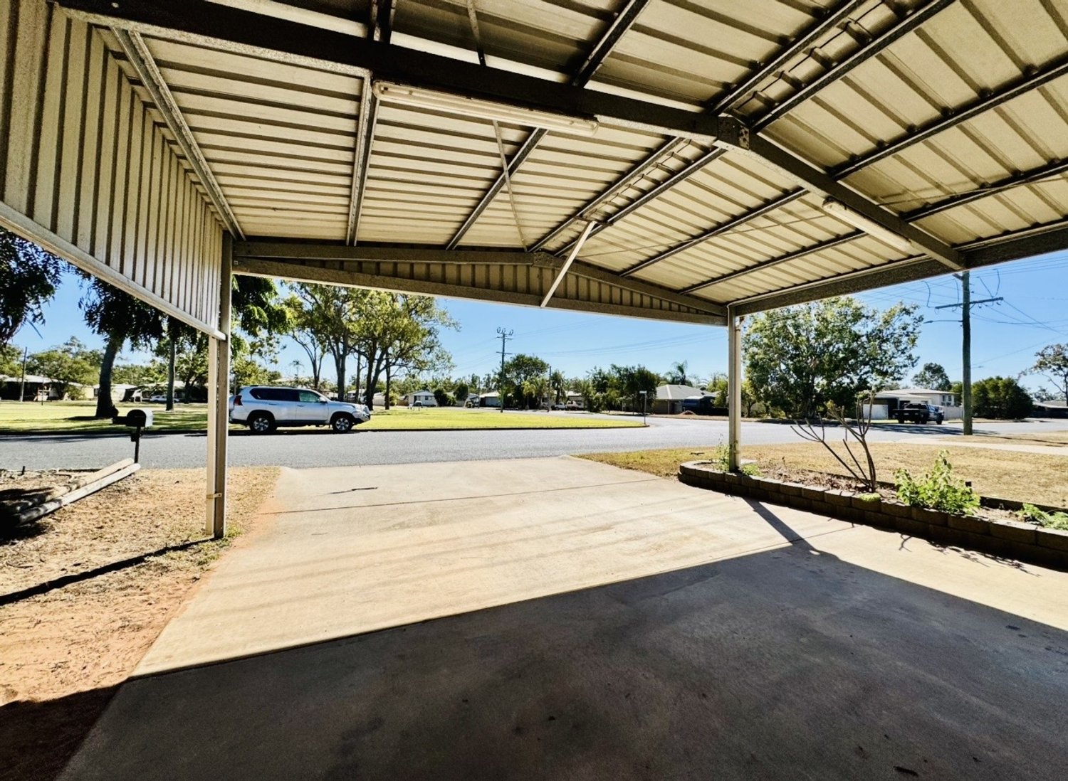 12 KANGAROO Drive, Moranbah For Sale by Infinity Property Specialists - image 14