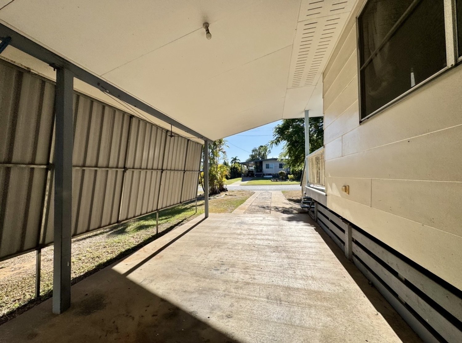 25 SEDGMAN Street, Moranbah For Sale by Infinity Property Specialists - image 28