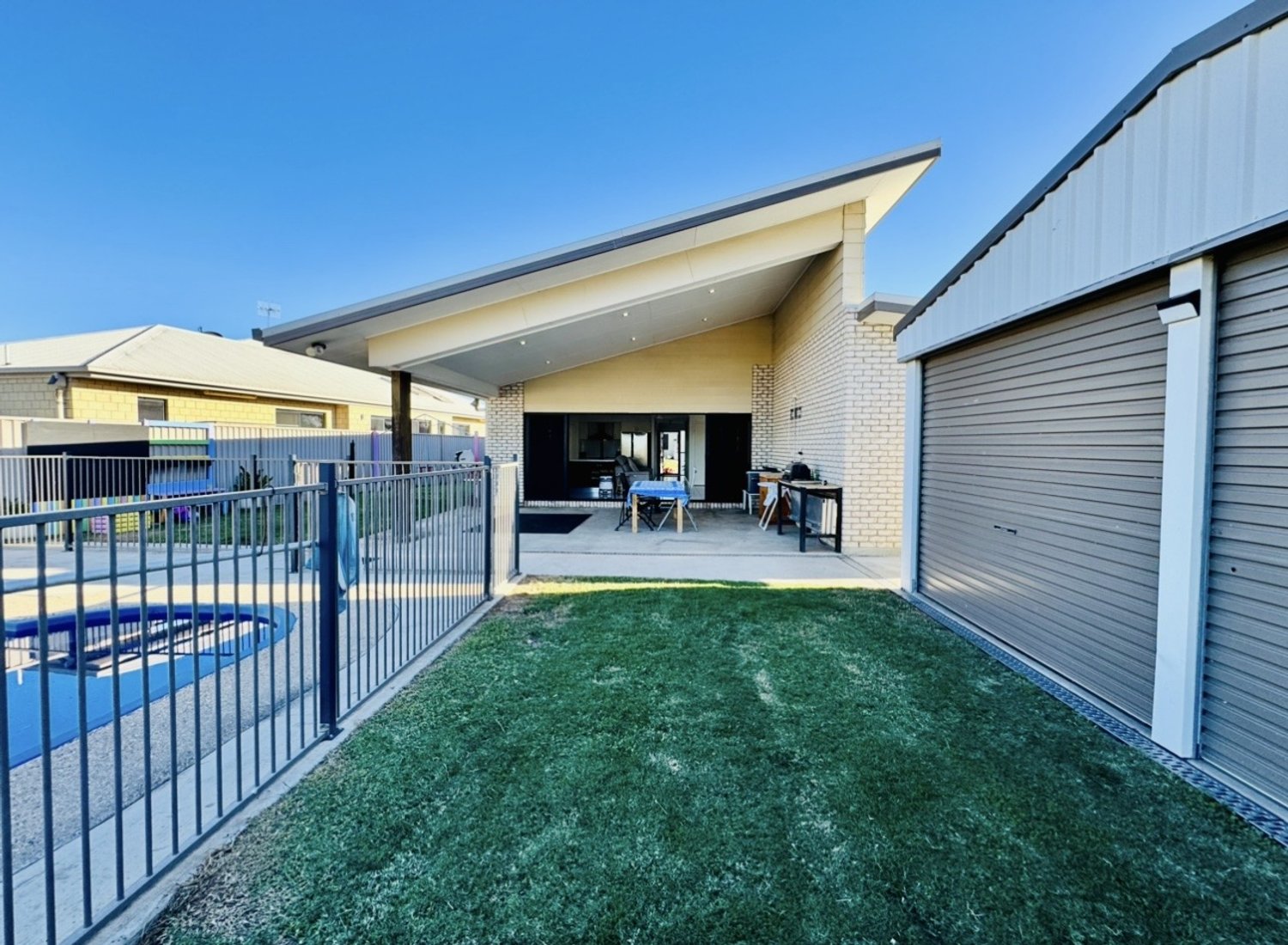 52 LAMBERT Drive, Moranbah Sold by Infinity Property Specialists - image 3