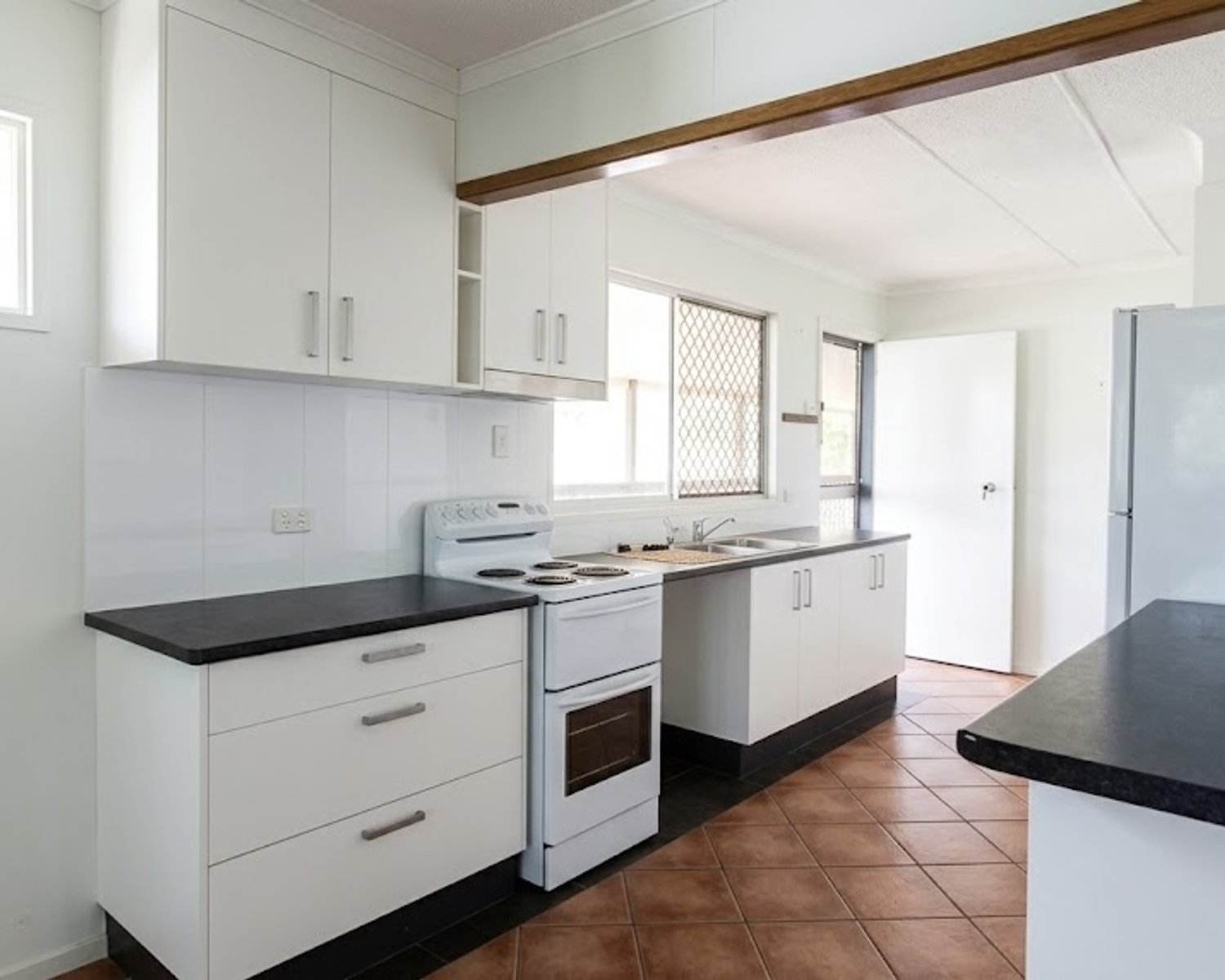 22 HERBERT Court, Moranbah For Sale by Infinity Property Specialists - image 8