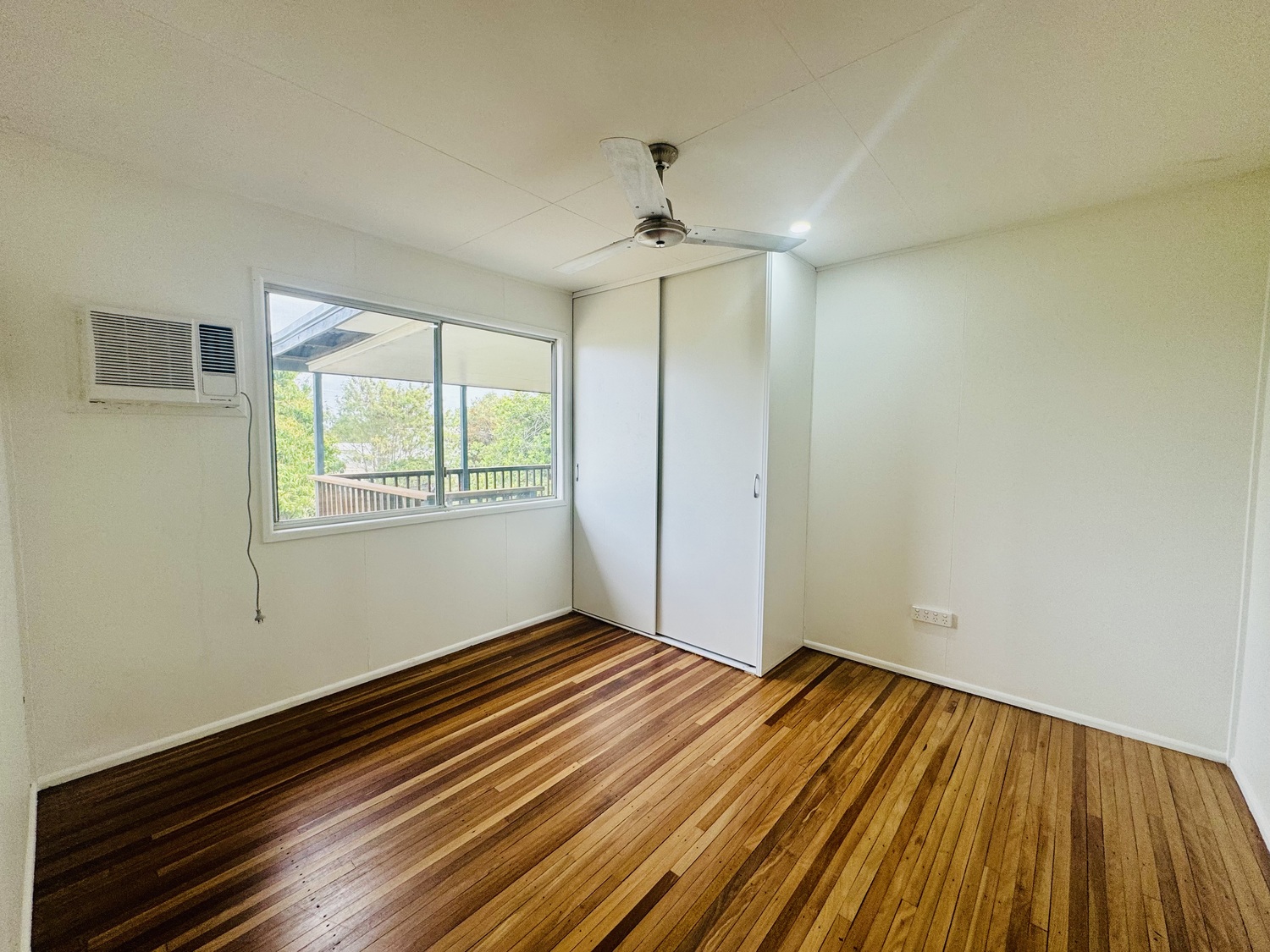 15 ARCHER Drive, Moranbah Sold by Infinity Property Specialists - image 9