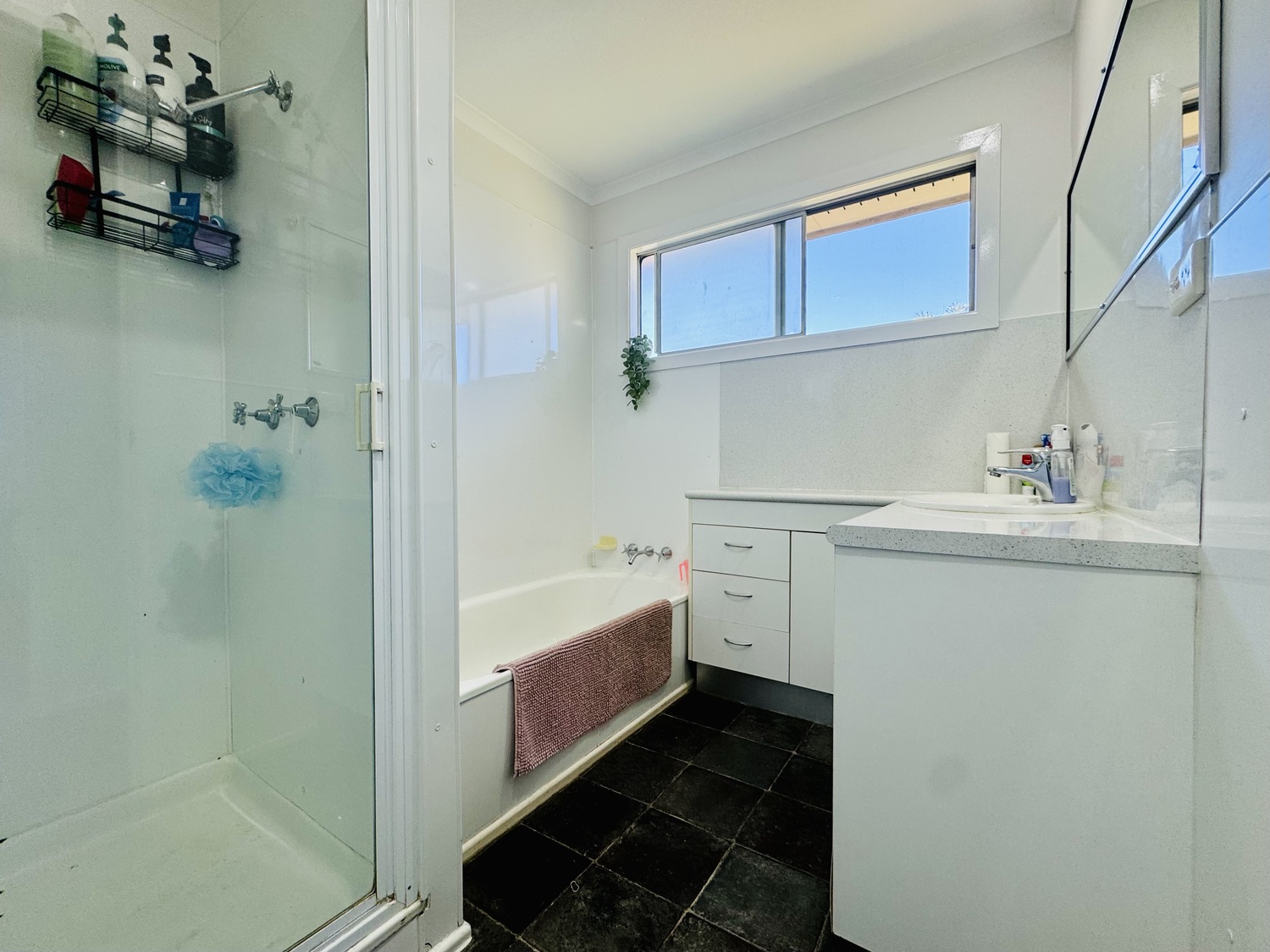 7  GORDON Terrace, Moranbah Sold by Infinity Property Specialists - image 12