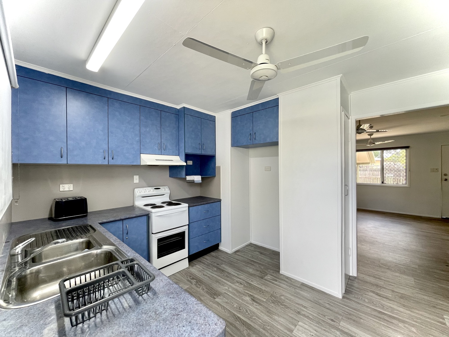36 A And B MILLS Avenue, Moranbah For Sale by Infinity Property Specialists - image 8