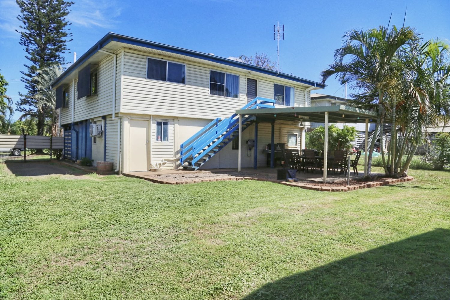 34 MACKAY Street, Moranbah Sold by Infinity Property Specialists - image 3