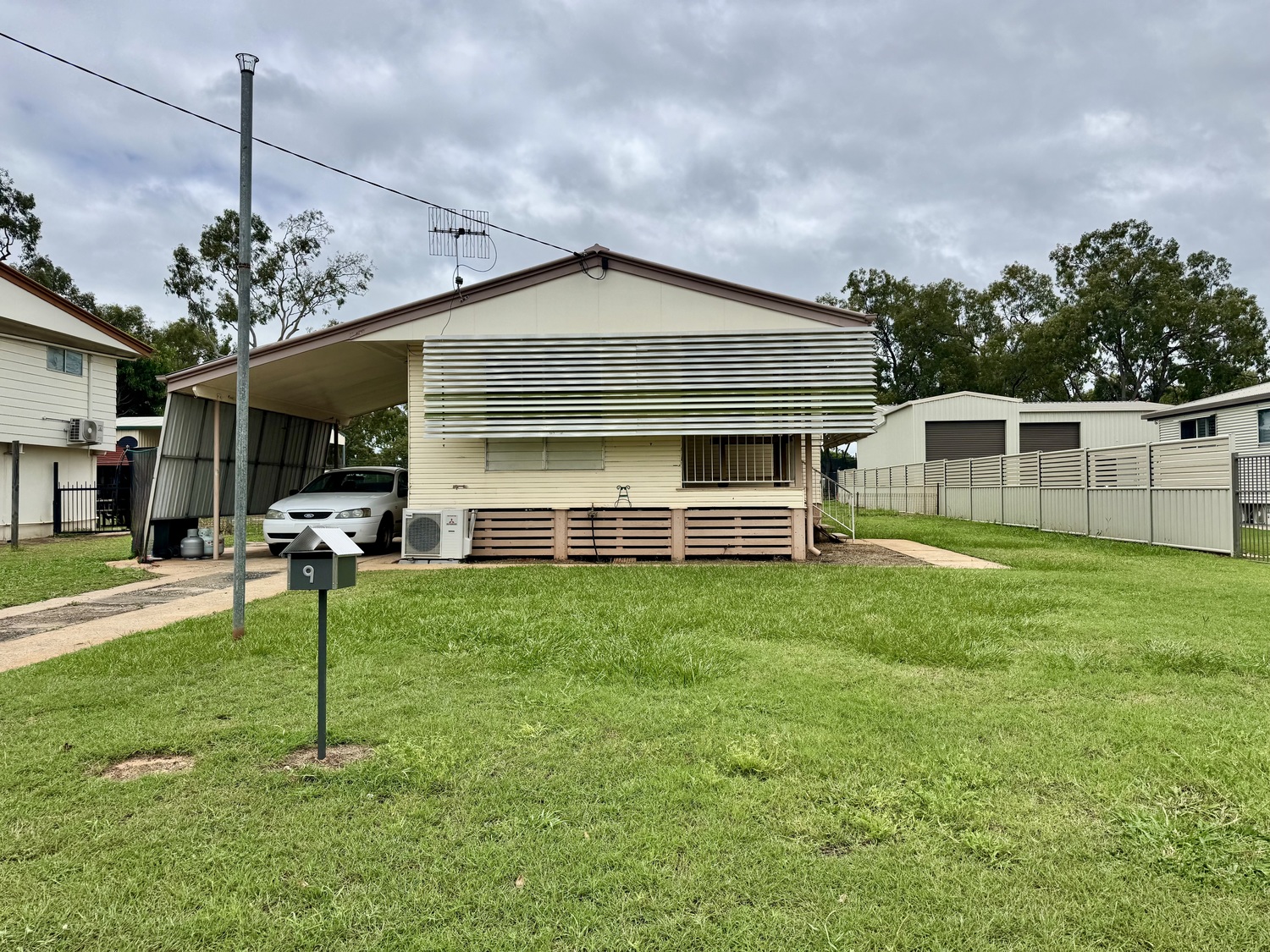 9 FORREST Drive, Moranbah For Sale by Infinity Property Specialists - image 12