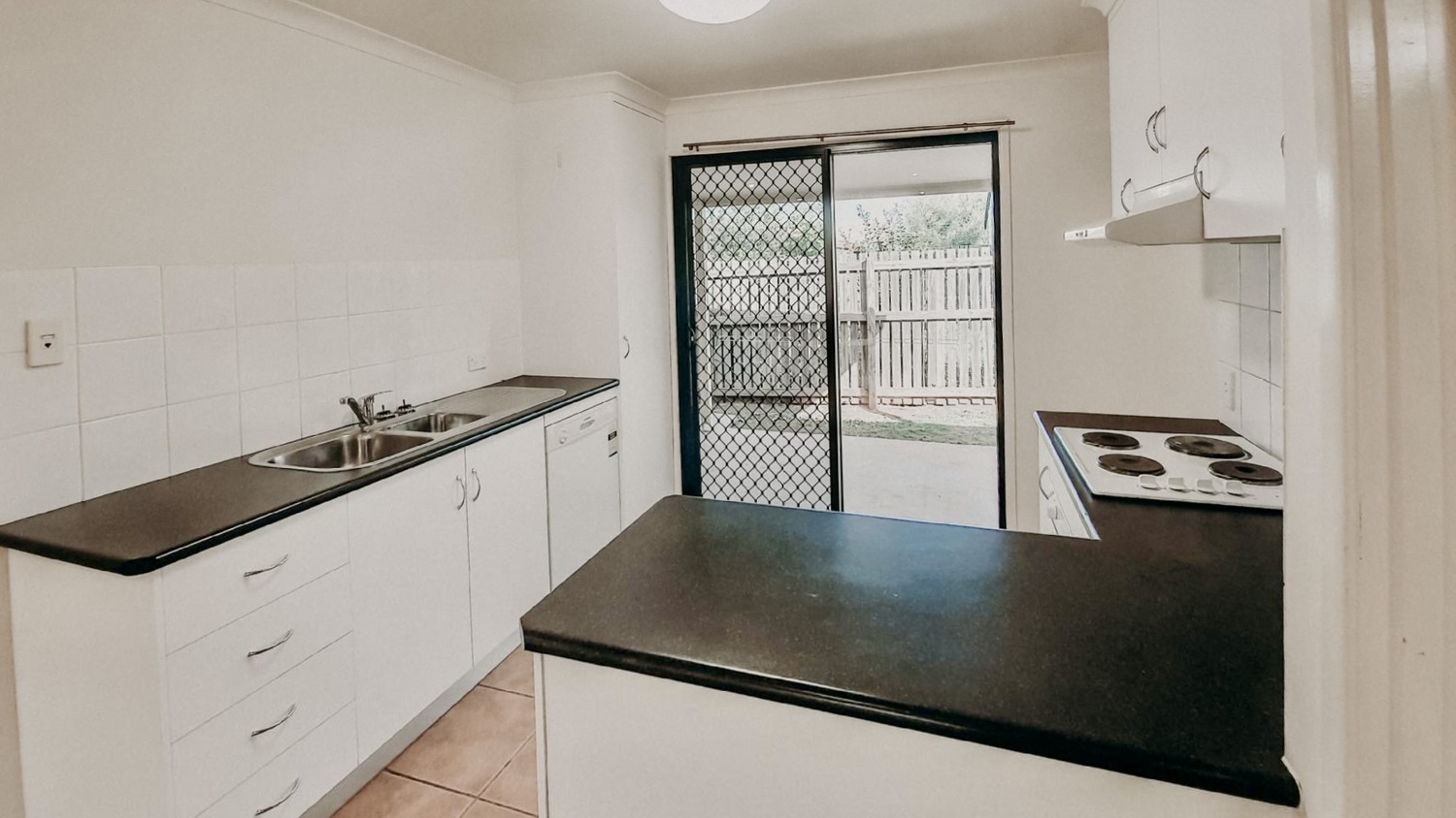 32A SAVANNAH Drive, Moranbah Sold by Infinity Property Specialists - image 5