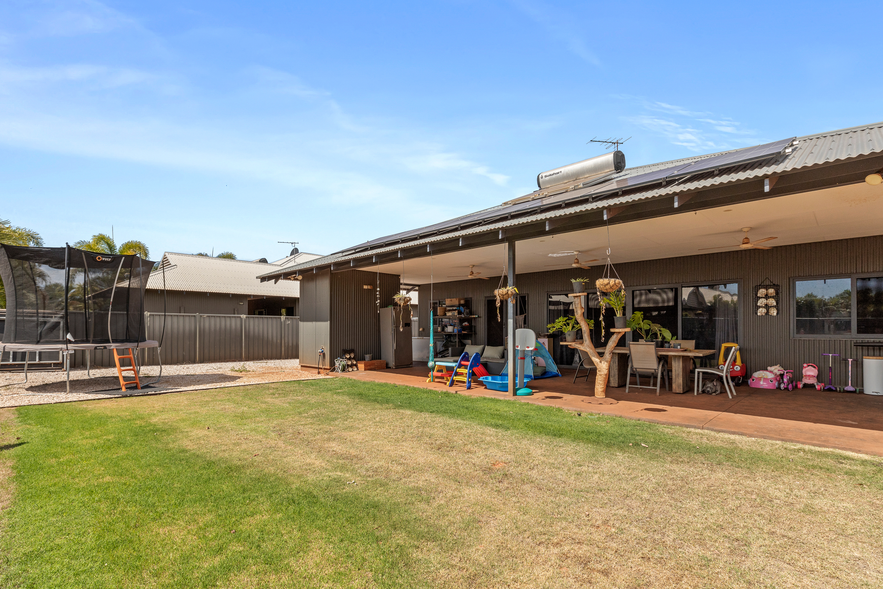Expansive, High-Quality Family Living with Exceptional Outdoor Entertaining!