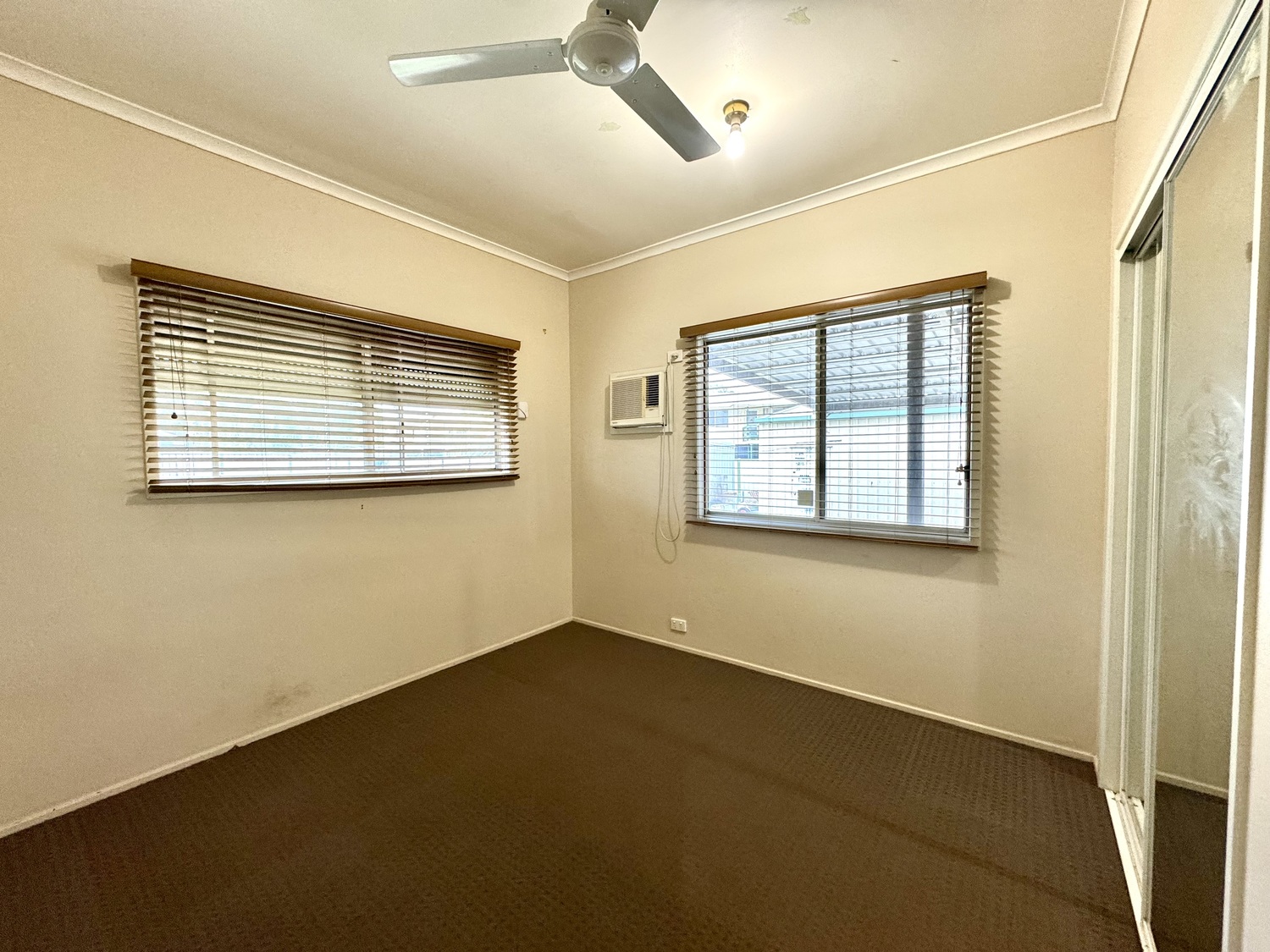 29 SEDGMAN Street, Moranbah Sold by Infinity Property Specialists - image 10