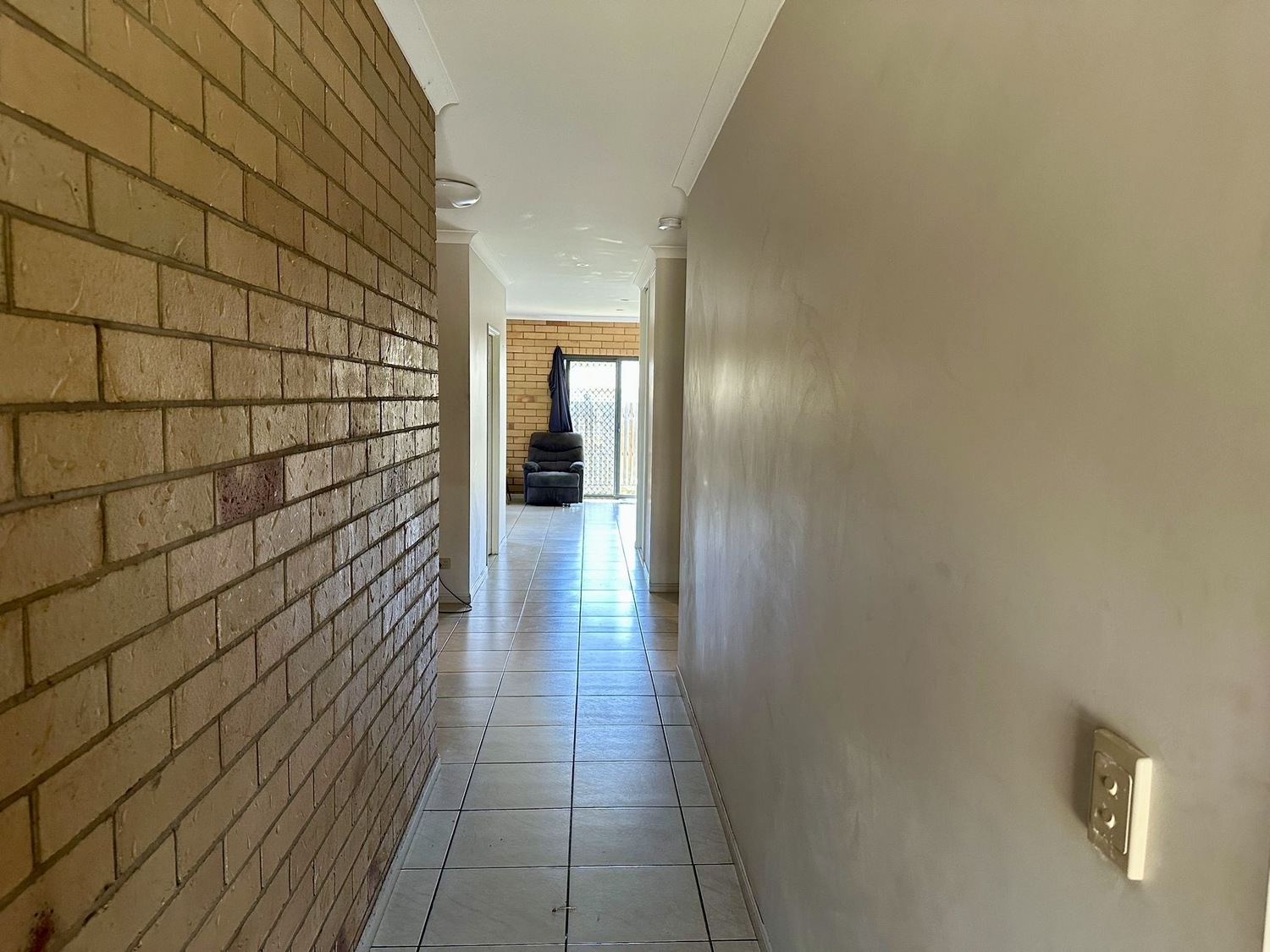 1/14 MILLS Avenue, Moranbah For Sale by Infinity Property Specialists - image 2