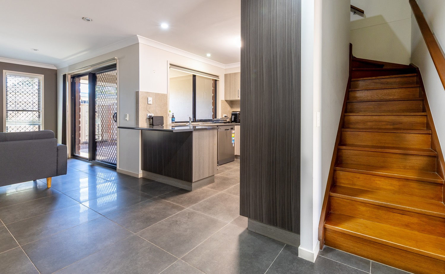6/8-10  LAMBERT Drive, Moranbah Sold by Infinity Property Specialists - image 3