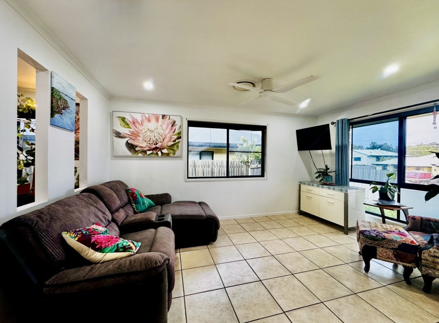 54 GROSVENOR Drive, Moranbah For Sale by Infinity Property Specialists - image 8