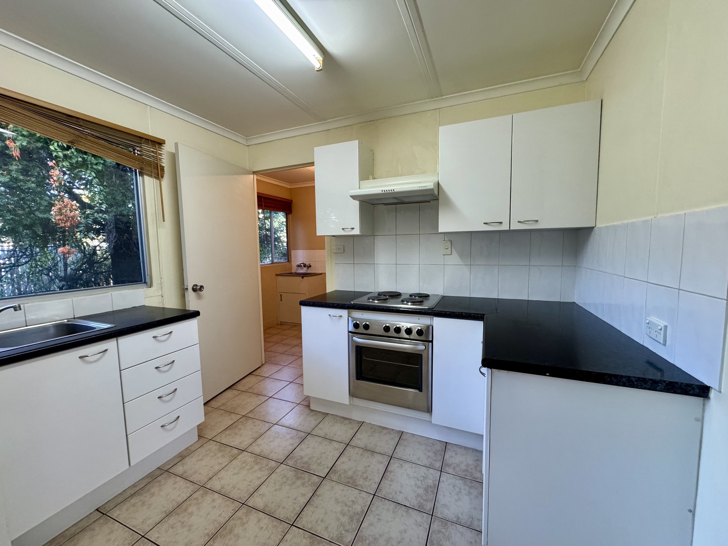 1 & 2/8 RENIER Crescent, Moranbah Sold by Infinity Property Specialists - image 7