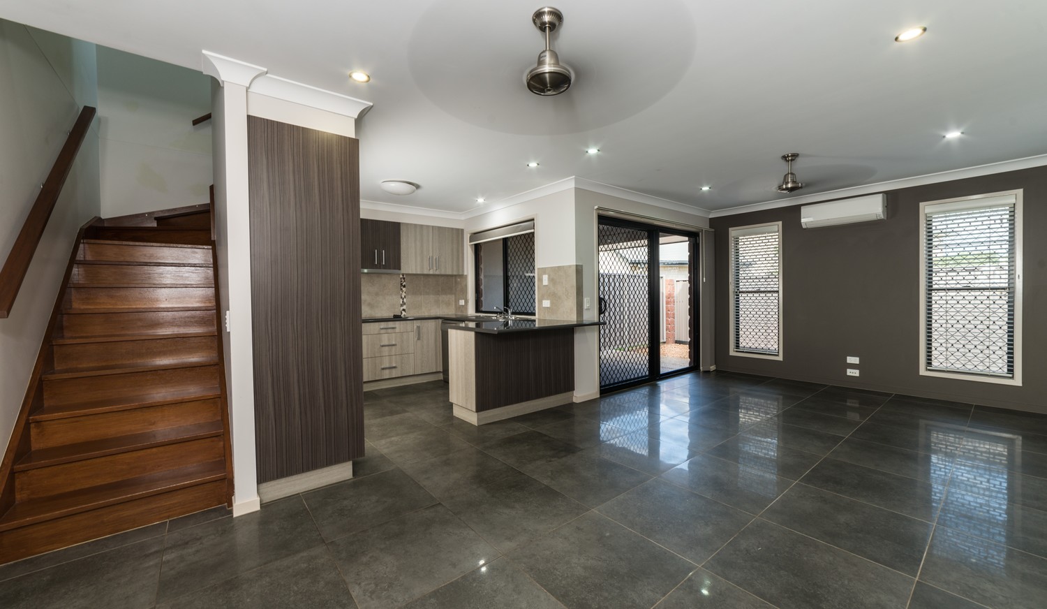 4/8-10  LAMBERT Drive, Moranbah Sold by Infinity Property Specialists - image 8