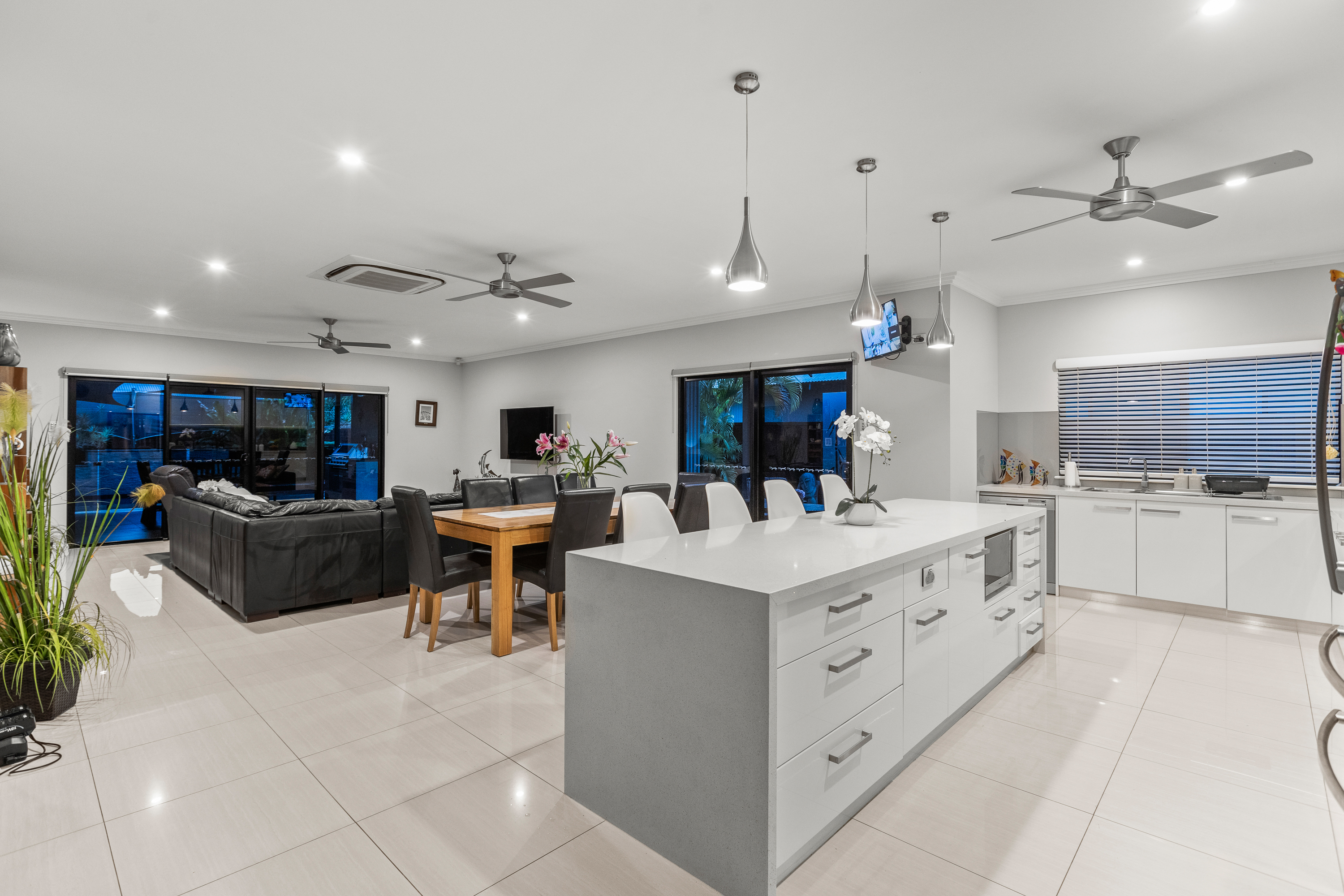 Spacious Executive Residence with Incredible Outdoor Entertaining!