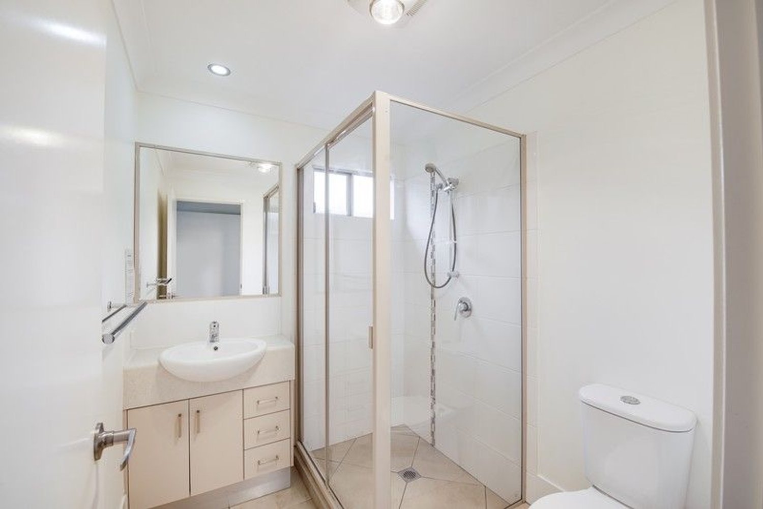 4 MENZIES Court, Moranbah For Lease by Infinity Property Specialists - image 6