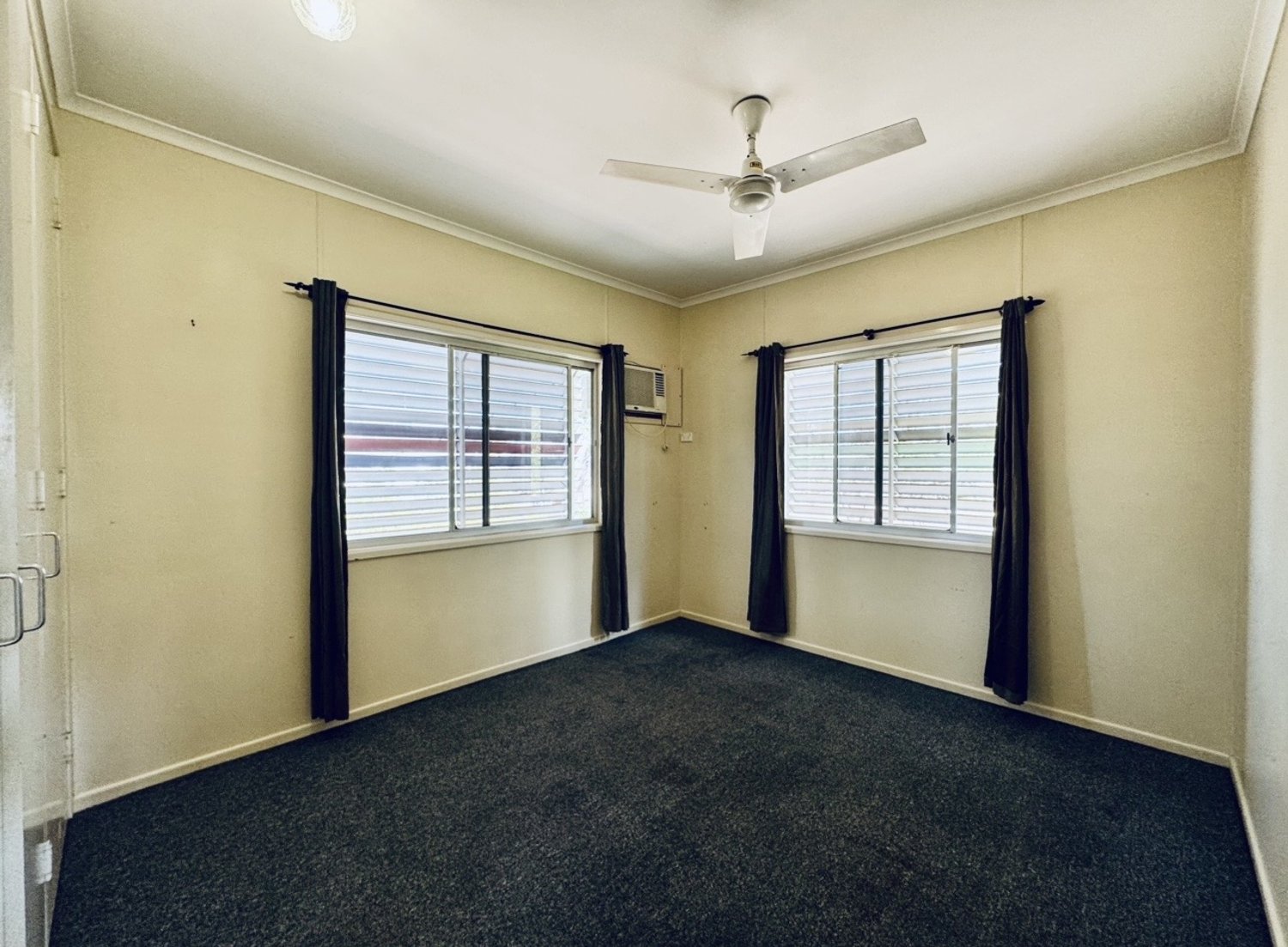 9 JACKSON Avenue, Moranbah For Sale by Infinity Property Specialists - image 7