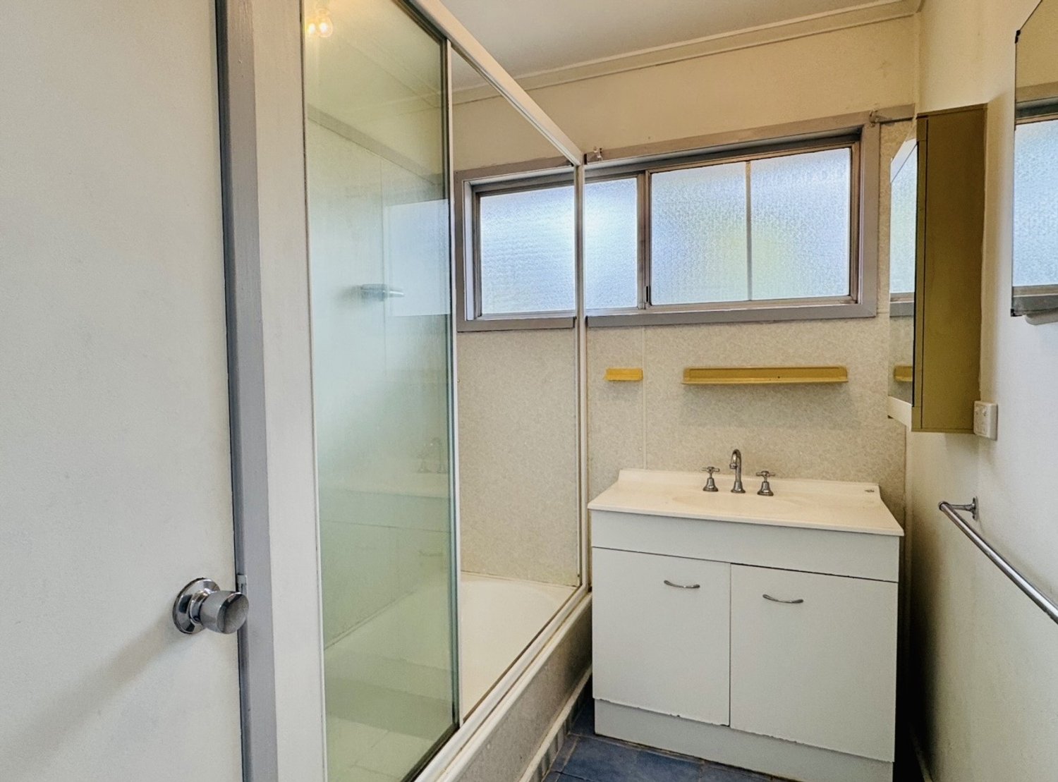 1 ELLIOT Street, Moranbah For Sale by Infinity Property Specialists - image 11