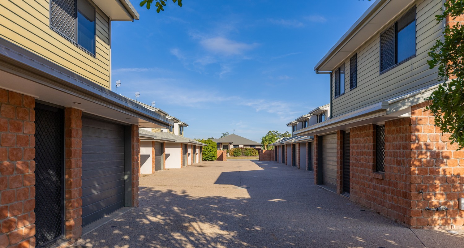 7/8-10  LAMBERT Drive, Moranbah Sold by Infinity Property Specialists - image 20